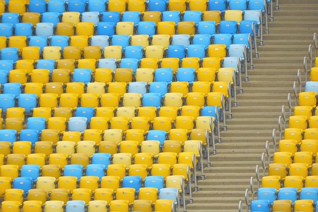 阿森纳签下双胞胎兄弟埃德温和霍尔格·金特罗，主教练阿尔特塔阻止本·怀特离队，球队领先曼城。